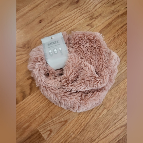 🆕 Mixit Infinity Scarf - Picture 2 of 3